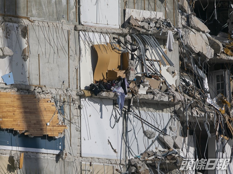 佛州冧樓瓦礫堆再發現兩具遺體增至24死 頭條日報