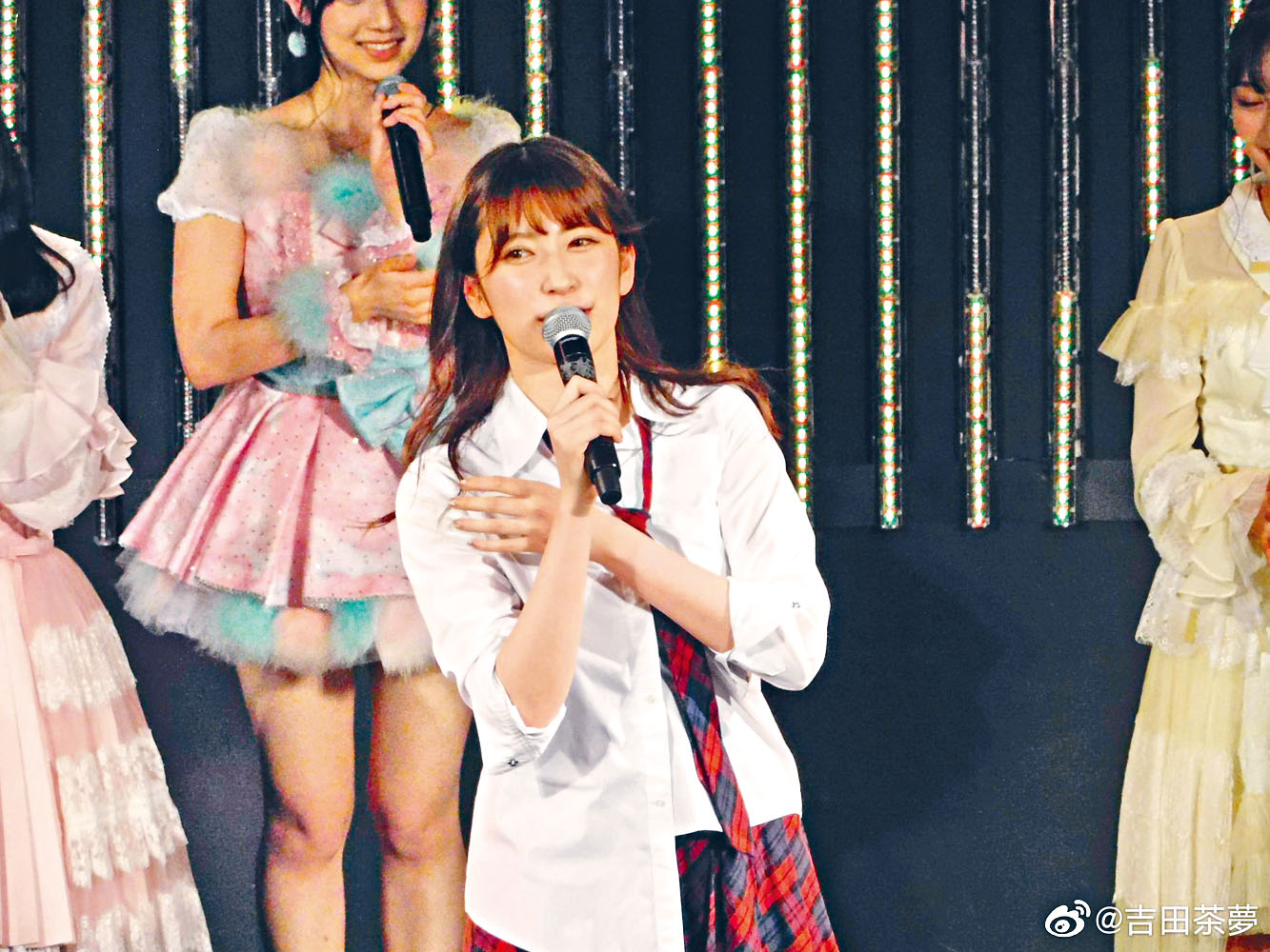Nmb吉田朱里等足10年終做主唱 星島日報 Nmb吉田朱里等足10年終做主唱 星島日報