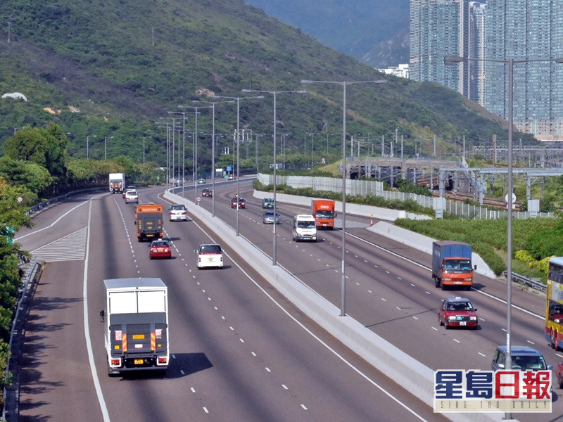 北大屿山公路明起临时封闭行车线配合屯门至赤鱲角连接路工程 星岛日报