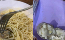 台女叫海鮮意粉驚見蜆殼內塞滿飯粒 店家:不是廚餘