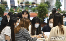 恢復面授課堂 內地生提早返港