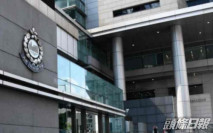 警聯同入境處「冠軍」行動反黑工 搗灣仔5樓上按摩場拘16人