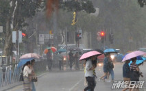 大致多雲 有驟雨及狂風雷暴