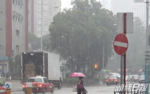 紅色暴雨警告及新界北水浸報告生效