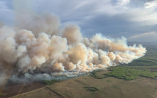 加拿大西部近140場山火狂燒   濃煙飄到美國北部多州