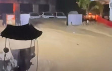 重慶暴雨︱屋苑女保安被洪水沖走身亡  商戶：積水最深有半個人高