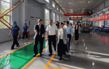 何永賢訪京︱參觀中國鐵建及中國建築國際 兩公司承建1.7萬伙「簡約公屋」