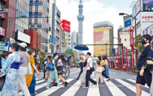 巴郡持現金逾2.7萬億再創新高 稱投資日本正確 擬長揸五大商社逾50年