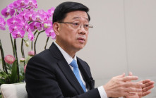 李家超專訪｜回應結業潮 指海外品牌多進駐 李家超曾做背包客：並非無消費能力
