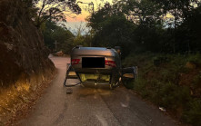 飛鵝山22歲司機撞壆反車 扎山道一度全封
