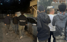 葵涌兩單位遭塞匙窿及淋紅油刑毀 警拘捕2男子 案件或牽涉金錢糾紛
