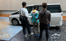 警查觀塘開源道四仔舖 檢8100隻色情光碟拘一男