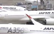 東京羽田機場2架日航客機擦撞　無人傷亡