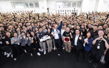 馬斯克訪華｜今凌晨訪上海超級工廠 或為升級版Model 3揭幕