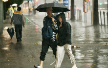 天文台｜今年首發黃色暴雨警告 猛烈陣風襲香港