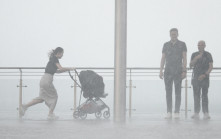 天文台｜黃色暴雨警告信號生效 西貢區雨勢特大 已錄得或料每小時雨量超過70毫米