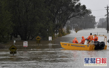 雪梨暴雨持续 逾3万居民撤离避洪水