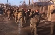 俄乌局势｜发布267名乌士兵投降影片 车臣领袖吁乌军仿效