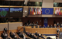 欧洲议会投票通过英国脱欧协议