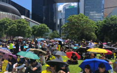 【七区集会】太古广场金钟廊有店铺落闸关门 添马公园大批市民「野餐」