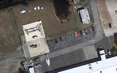 疑似美军最新音速侦察机 网民称Google Earth捕获 
