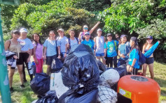 【維港會】菲傭姐姐組隊上山執走30袋垃圾 網民大讚：香港感恩有你們
