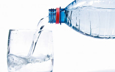 【健康talk】樽装水常饮可致癌 留意食物标签一个成分 