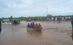 肯亞暴雨引發洪水至少13人死 約1.5萬人無家可歸