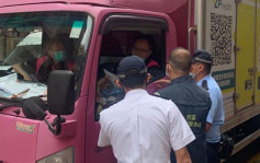 警派流動攝影隊打擊交通違例 巡西營盤及香港仔一帶交通黑點