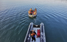 印尼载40人渡轮沉没 至少15死19失踪