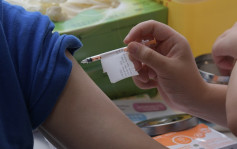 新冠疫苗專家委員會：截至上月接獲8132宗異常報告 6月起再無收到死亡報告
