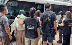 警聯入境處屯門反非法勞工 3內地女被捕