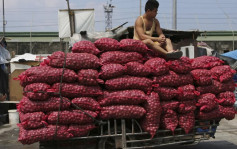 菲律宾爆洋葱危机 比牛肉还贵 1公斤近115元