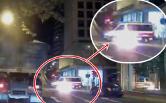 【襲警車．有片】灣仔警總外向衝鋒車擲汽油彈 狂徒登私家車逃去