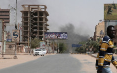 苏丹濒内战边缘│军方与准军事组织交火 消息：最少逾650死伤