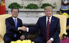 特朗普晤文在寅讨论北韩议题 指仍可能再和金正恩会面