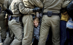 白俄反政府示威持续 逾70人被捕