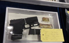 警檢P80自動手槍及子彈 夫婦涉無牌管有火器或槍械被捕