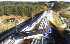 南韩高铁出轨14伤 社长下台曾称「因天气太冷」