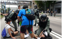 【8.5三罢】全港爆混乱警至少拘82人 天水围76人涉非法集会