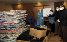 疫情消息｜民政事務局向抗疫義工隊贈送過百套防護裝備
