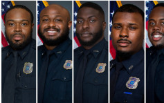 美國黑人被捕後遭毆打致死 5警被控二級謀殺