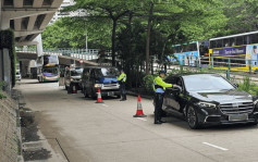 警港岛打击交通违例揭473车违规 1司机涉不小心驾驶
