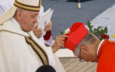 天主教香港教区主教周守仁 赴梵蒂冈出席枢机擢升典礼