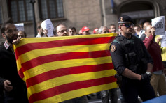 西班牙政府阻自治区独立公投 拘12独派官员