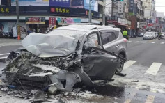 云林7人车逆线行驶 连撞7车至少3人受伤