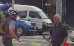 私家车司机斧头砸单车威胁青年 澳洲警介入调查