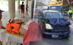 九龍灣私家車小巴迎頭相撞　14人傷