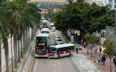 天水圍港鐵巴士與警車相撞 交通一度受阻