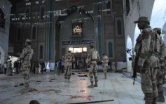 巴基斯坦清真寺炸弹袭击逾120人死　伊斯兰国承认发动袭击